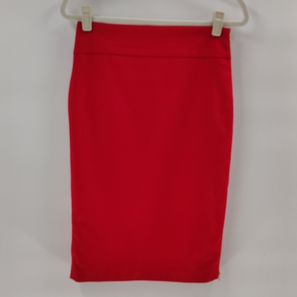 Express Classic Pencil Skirt Red Size 6 Adjustable Gold Zip Side - Picture 1 of 8